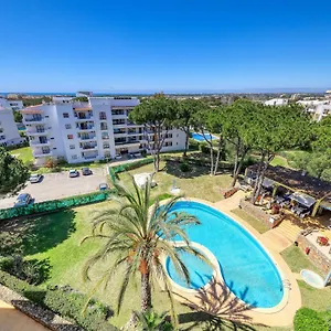 Apartamento T2 Renovated With Ocean View Vilamoura, Quarteira